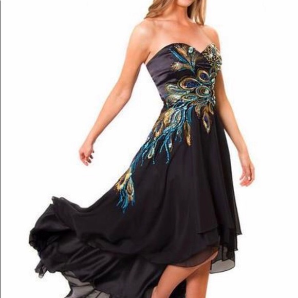 Prom Dress - Picture 2 of 4